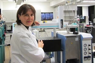 Liliana in SIU Lab